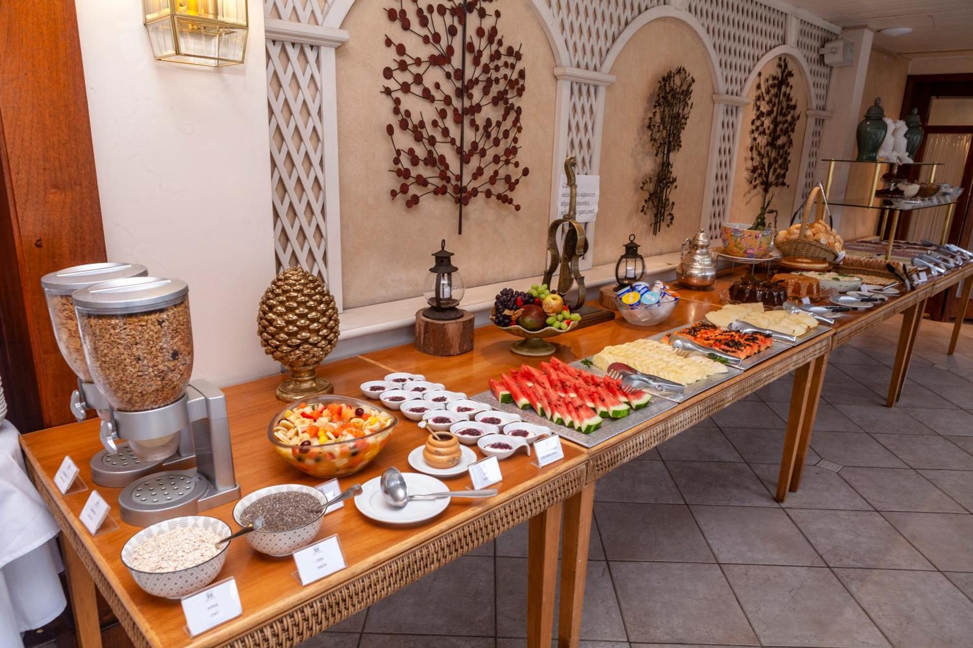 Le Suisse Elegance Hotel Campos do Jordão Kültér fotó